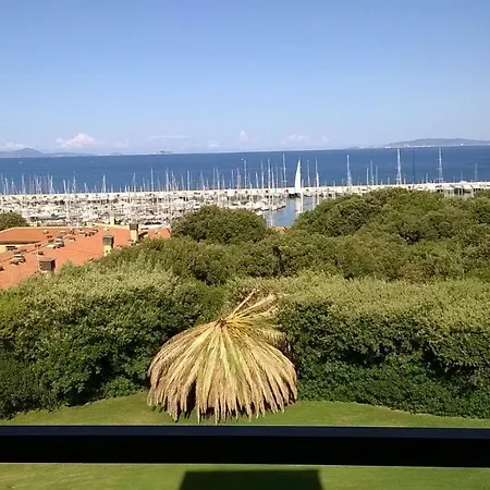 Apartman 44 *
